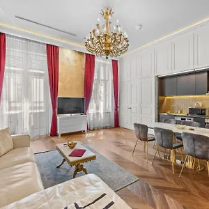 Count Zrinyi Basilica Luxurious Budapest